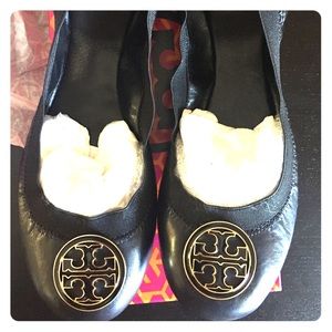 Tory BURCH ballerina flats - new with tag+ box